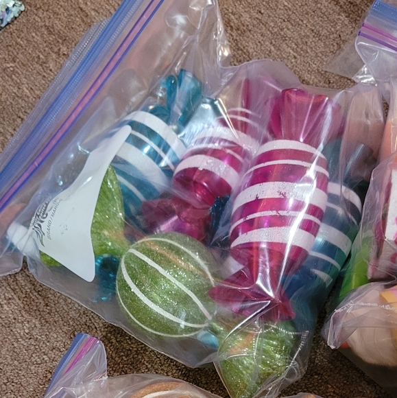 Candy and Sweet Treat Themed Christmas - Picture 2 of 6